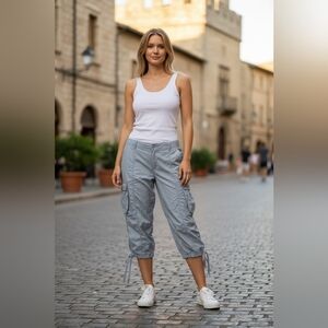 Deja Bleu Women's Size 24 Cargo Pocket Capri Jogger Pants